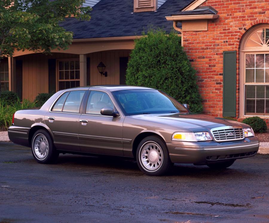 Ford Crown Victoria 1998 года  (фото 122 из 161)